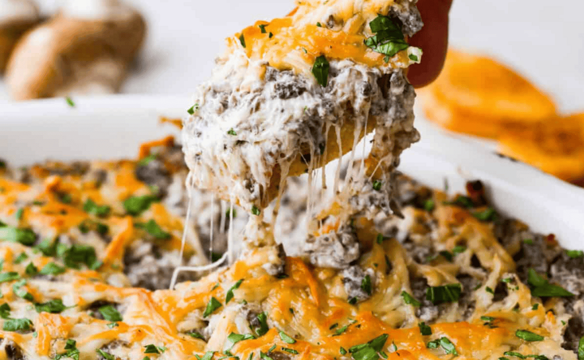 Sausage Stuffed Mushroom Dip: Flavor Without the Stuffing Effort